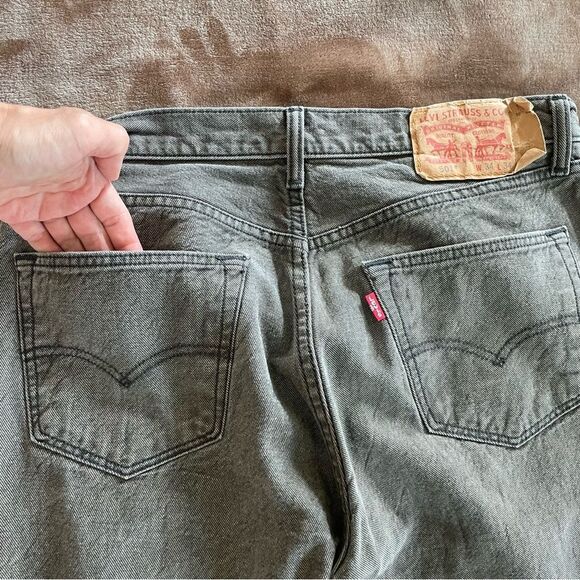 Levi Strauss & Co. Men's Gray Jeans Yellow Backing Button Fly Size 34/34 - Picture 11 of 12